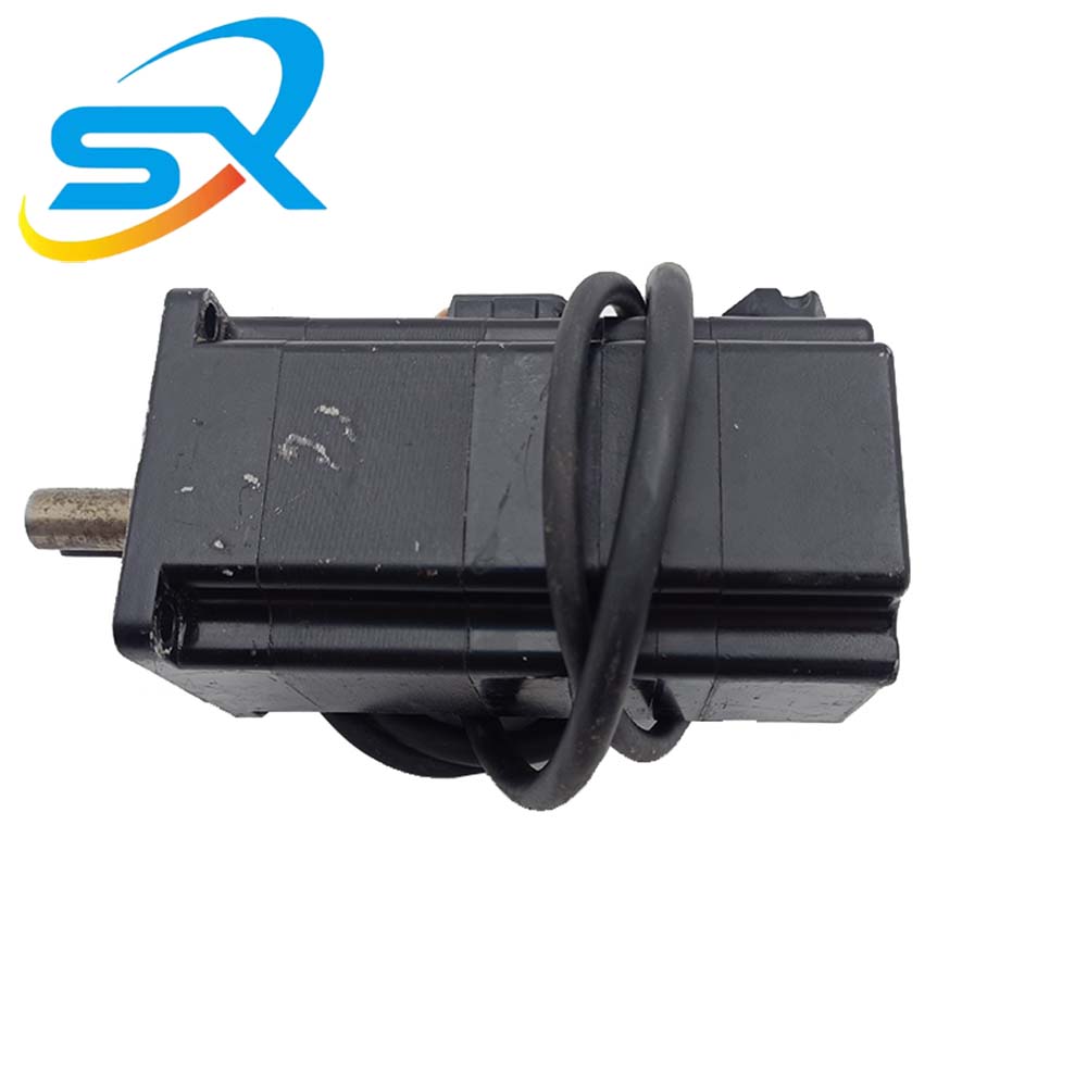 محرك سيرفو صغير من سانيو دينكي - مراجعة Servo Motor وسعره